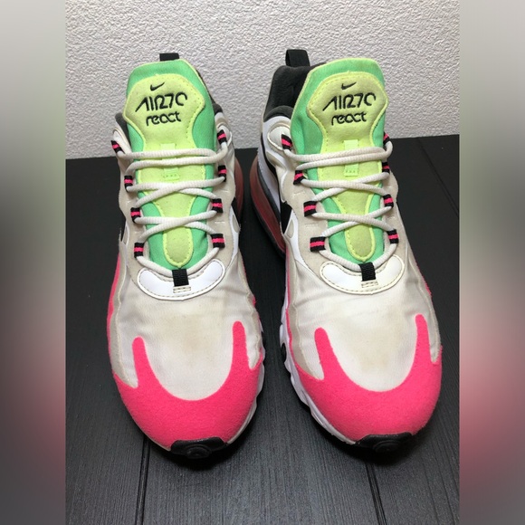 Nike Air 270 React White and Pink Sneakers - Picture 1 of 10